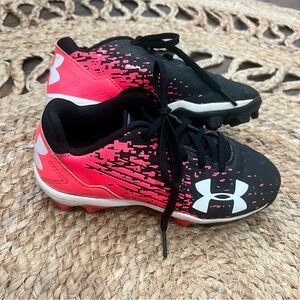 Under Armour Shoes Girls 12K Leadoff Black Pink Baseball Softball Cleats